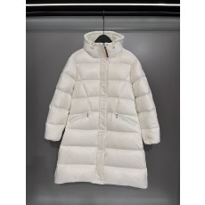 **** [MONCLER]  몽클레어*** 여성 롱 패딩(최상급 고퀄)