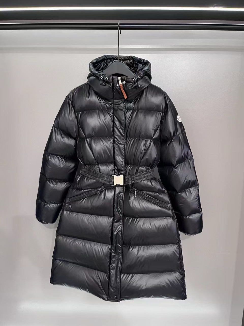 ****[MONCLER]  몽클레어*** 여성 롱 패딩(최상급 고퀄)