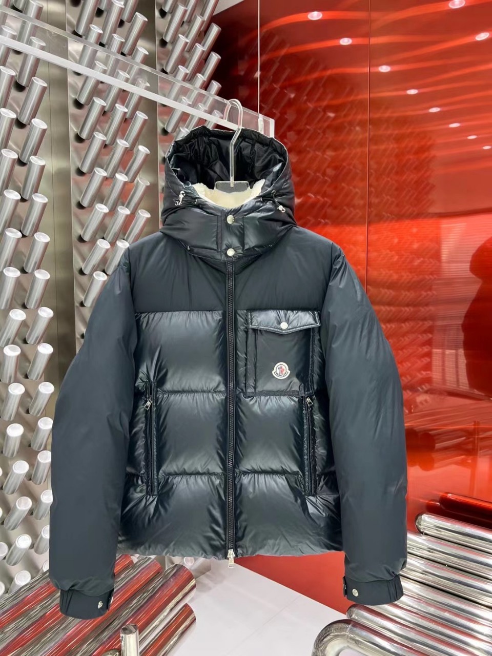 **** MONCLER***