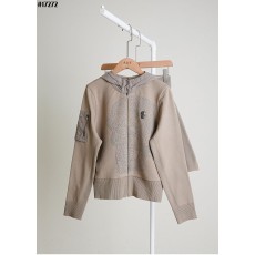 ******어메이징크리 에어로핏 라인 알렉스 자카드 니트 풀집업 후드 자켓 & 에어로핏 니트 플레어 스커트 셋 *****